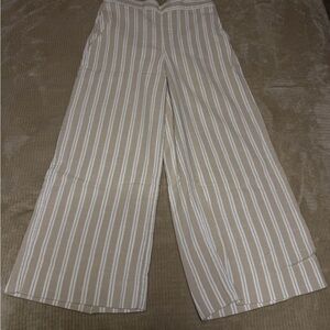 Banana Republic Beige Striped Cropped Pants